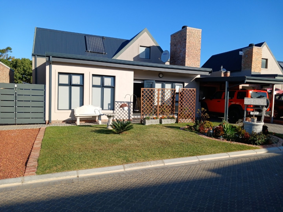 2 Bedroom Property for Sale in Hartenbos Central Western Cape